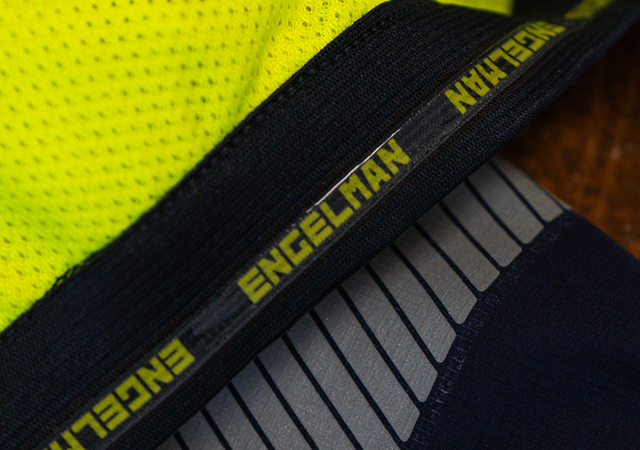 impermeabile abbigliamento tecnico